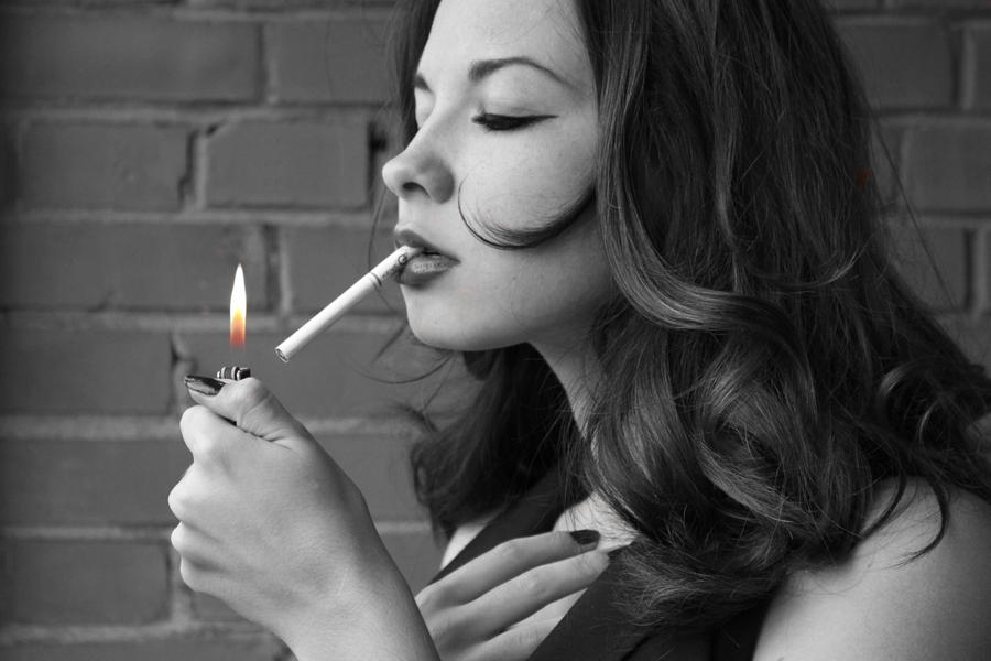Free pictures of young girls smoking 5